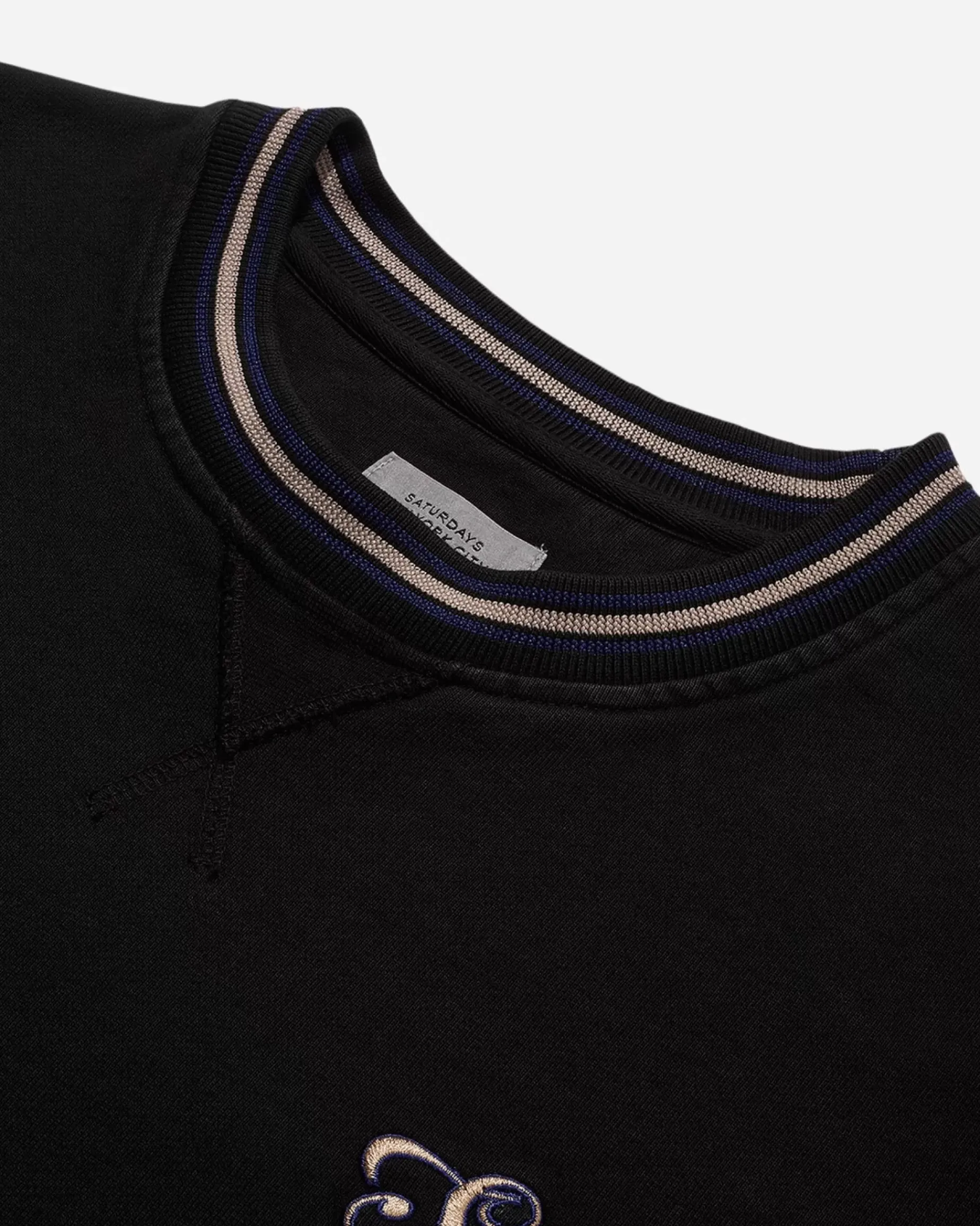 Ari Vintage Crew